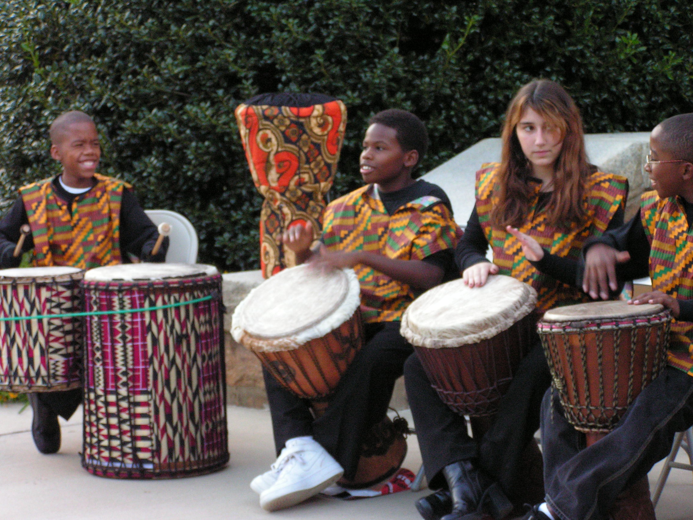 ./2006/African Drums/AfrdrumsPeaceBroughton210017.JPG